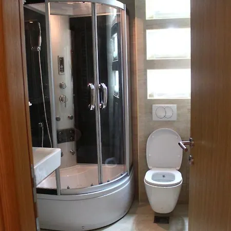 アパート Exceptional